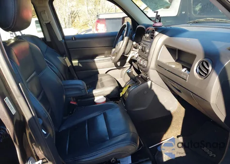 2015 Jeep Patriot High Altitude Edition z USA, uszkodzony, nr VIN 1C4NJRFB5FD218016